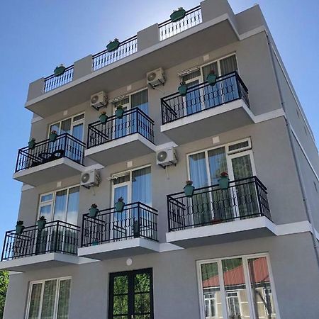 Hotel Charli Gonio Dış mekan fotoğraf