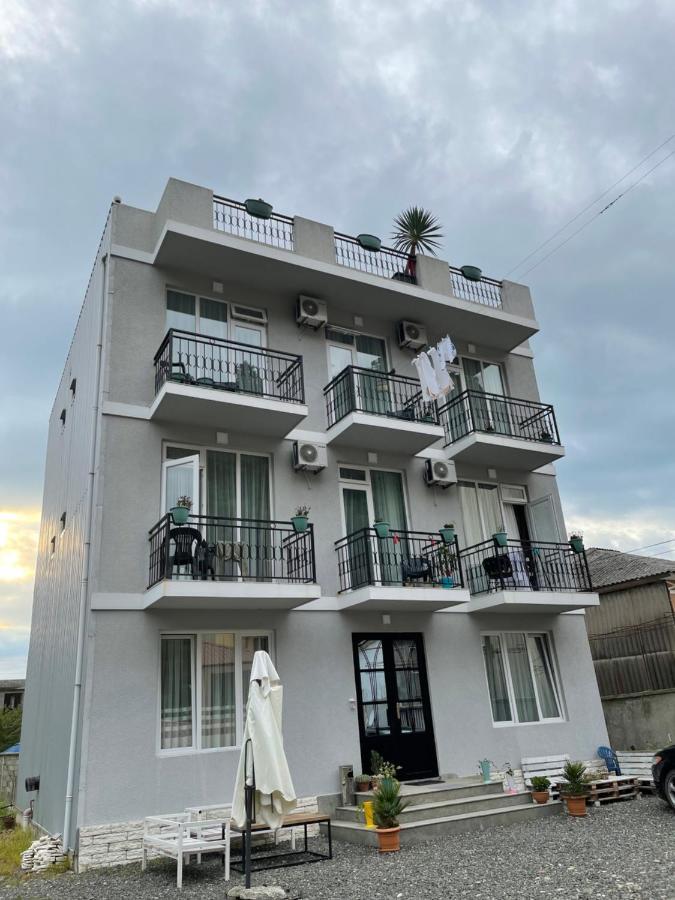 Hotel Charli Gonio Dış mekan fotoğraf
