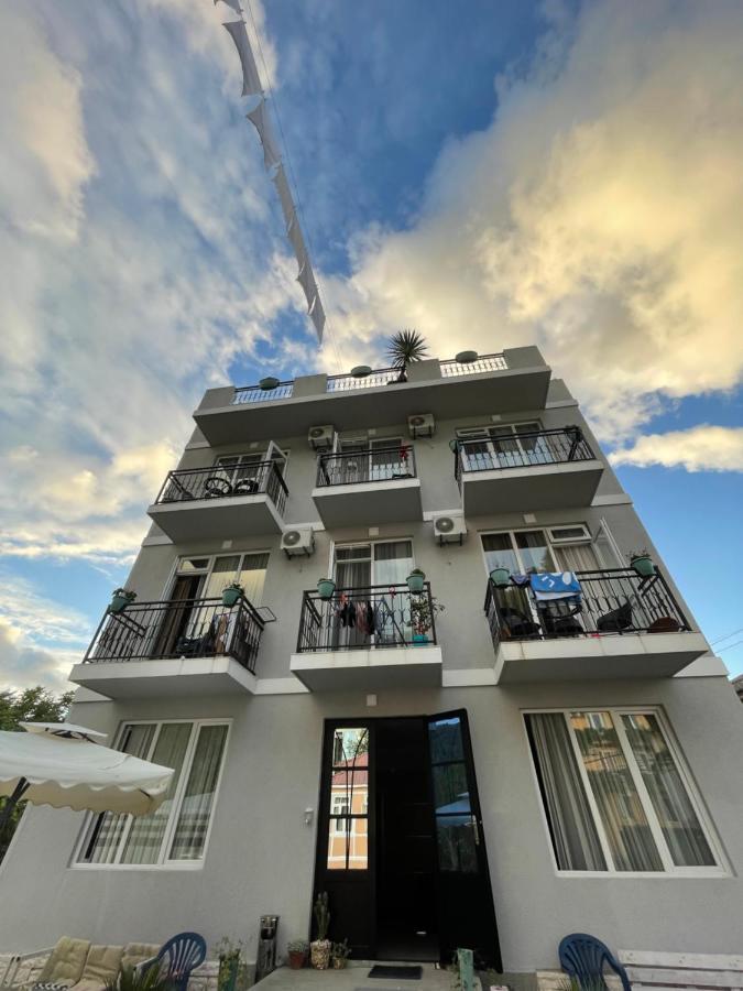 Hotel Charli Gonio Dış mekan fotoğraf