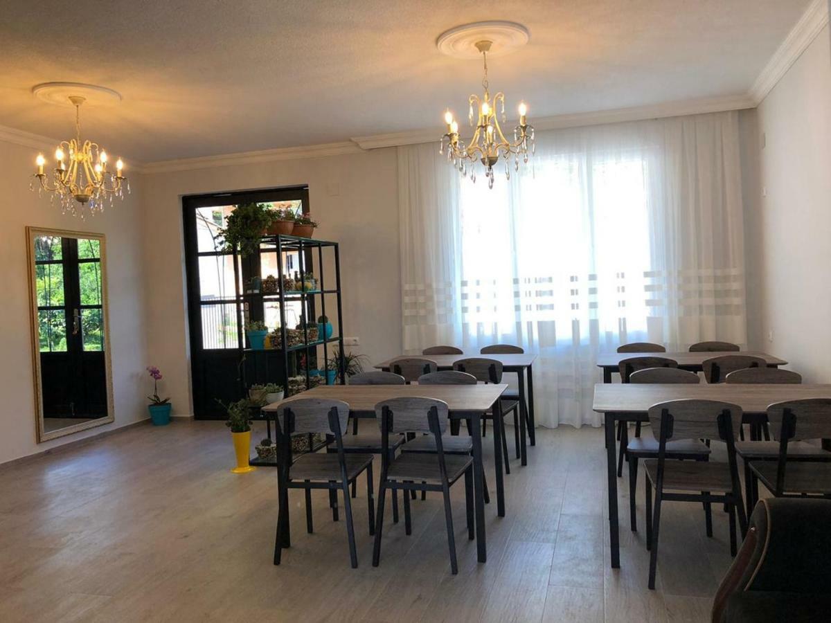 Hotel Charli Gonio Dış mekan fotoğraf